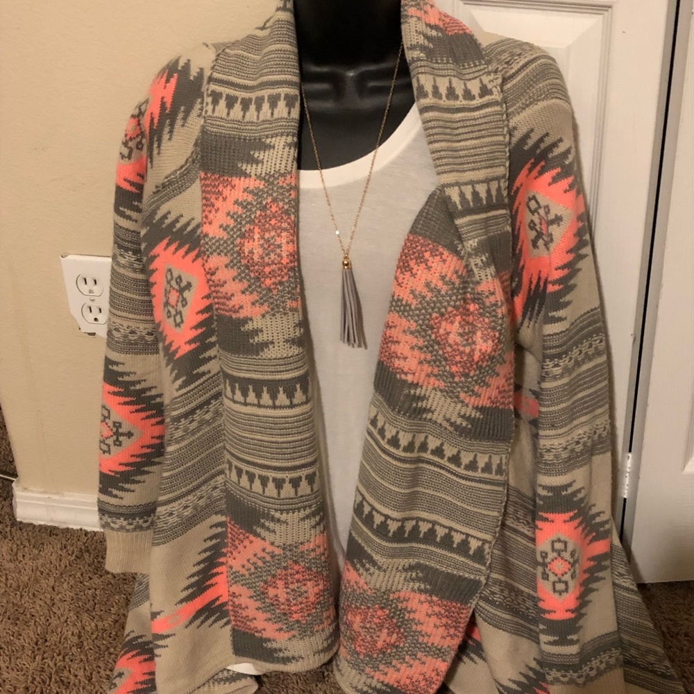 SOLD Locally - Picture 2 of 4